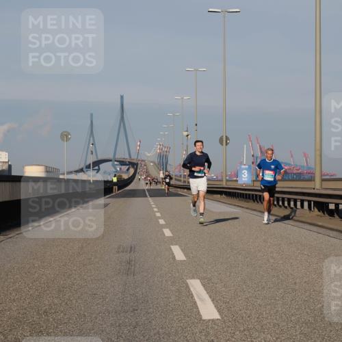 03.10.2025 - Köhlbrandbrückenlauf Fabian Wolf http://msf.ph/oto/9024850 03.10.2025 09:40:57 Position 3  meine-sportfotos.de