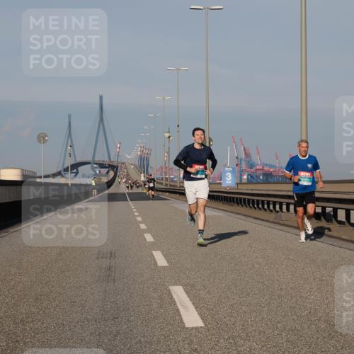 03.10.2025 - Köhlbrandbrückenlauf Fabian Wolf http://msf.ph/oto/9024897 03.10.2025 09:40:59 Position 3  meine-sportfotos.de