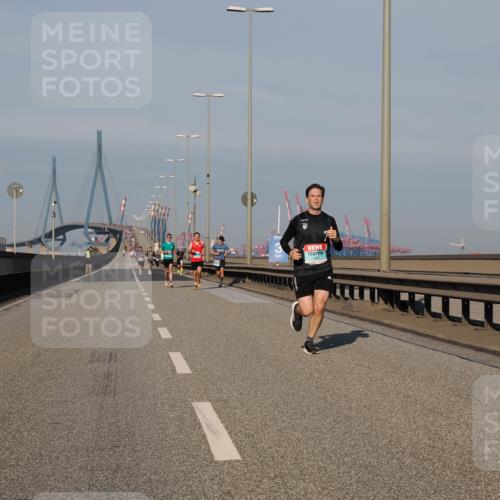 03.10.2025 - Köhlbrandbrückenlauf Fabian Wolf http://msf.ph/oto/9025050 03.10.2025 09:41:14 Position 3  meine-sportfotos.de