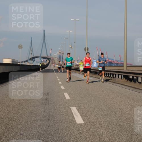 03.10.2025 - Köhlbrandbrückenlauf Fabian Wolf http://msf.ph/oto/9025127 03.10.2025 09:41:21 Position 3 3 meine-sportfotos.de