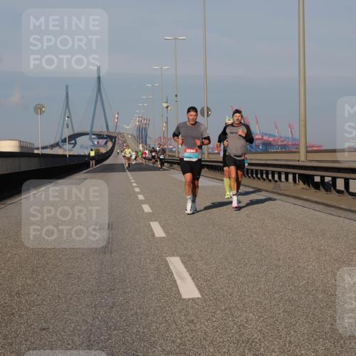 03.10.2025 - Köhlbrandbrückenlauf Fabian Wolf http://msf.ph/oto/9025376 03.10.2025 09:41:33 Position 3  meine-sportfotos.de