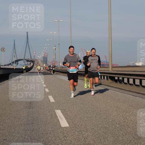 03.10.2025 - Köhlbrandbrückenlauf Fabian Wolf http://msf.ph/oto/9025396 03.10.2025 09:41:34 Position 3  meine-sportfotos.de
