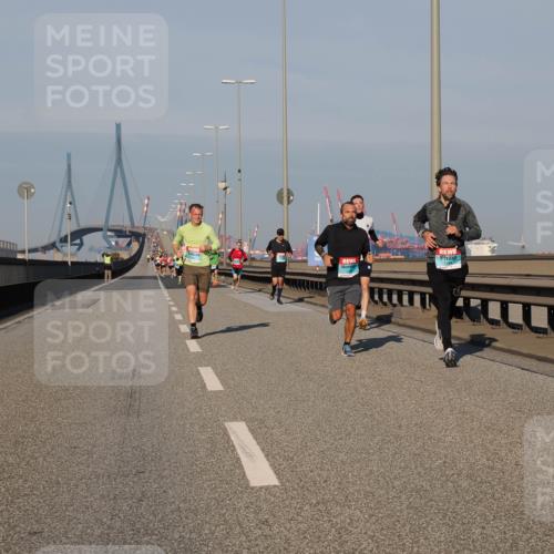 03.10.2025 - Köhlbrandbrückenlauf Fabian Wolf http://msf.ph/oto/9025559 03.10.2025 09:41:49 Position 3 1318, 0 meine-sportfotos.de