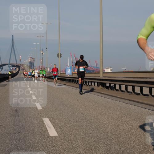 03.10.2025 - Köhlbrandbrückenlauf Fabian Wolf http://msf.ph/oto/9025646 03.10.2025 09:41:54 Position 3 1462 meine-sportfotos.de