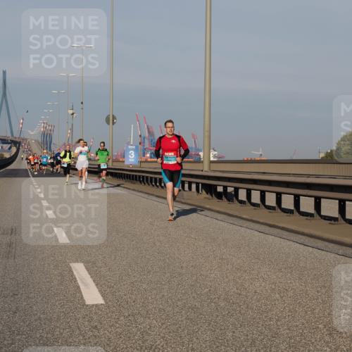03.10.2025 - Köhlbrandbrückenlauf Fabian Wolf http://msf.ph/oto/9025724 03.10.2025 09:41:59 Position 3  meine-sportfotos.de