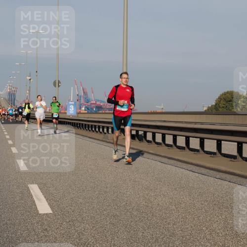 03.10.2025 - Köhlbrandbrückenlauf Fabian Wolf http://msf.ph/oto/9025752 03.10.2025 09:42:00 Position 3  meine-sportfotos.de