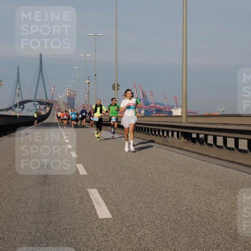 03.10.2025 - Köhlbrandbrückenlauf Fabian Wolf http://msf.ph/oto/9025805 03.10.2025 09:42:03 Position 3  meine-sportfotos.de