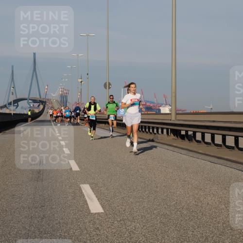 03.10.2025 - Köhlbrandbrückenlauf Fabian Wolf http://msf.ph/oto/9025813 03.10.2025 09:42:04 Position 3  meine-sportfotos.de