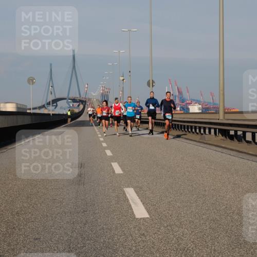 03.10.2025 - Köhlbrandbrückenlauf Fabian Wolf http://msf.ph/oto/9025946 03.10.2025 09:42:12 Position 3  meine-sportfotos.de