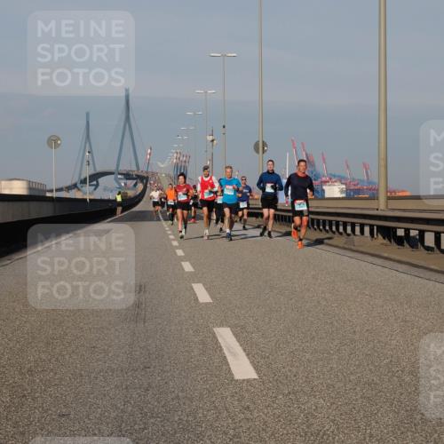 03.10.2025 - Köhlbrandbrückenlauf Fabian Wolf http://msf.ph/oto/9025962 03.10.2025 09:42:13 Position 3  meine-sportfotos.de