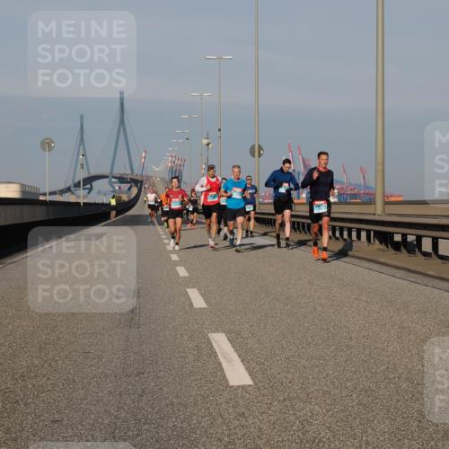 03.10.2025 - Köhlbrandbrückenlauf Fabian Wolf http://msf.ph/oto/9025992 03.10.2025 09:42:14 Position 3  meine-sportfotos.de
