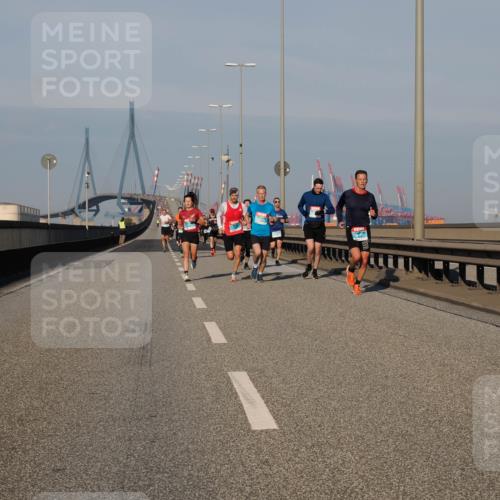 03.10.2025 - Köhlbrandbrückenlauf Fabian Wolf http://msf.ph/oto/9025998 03.10.2025 09:42:14 Position 3  meine-sportfotos.de
