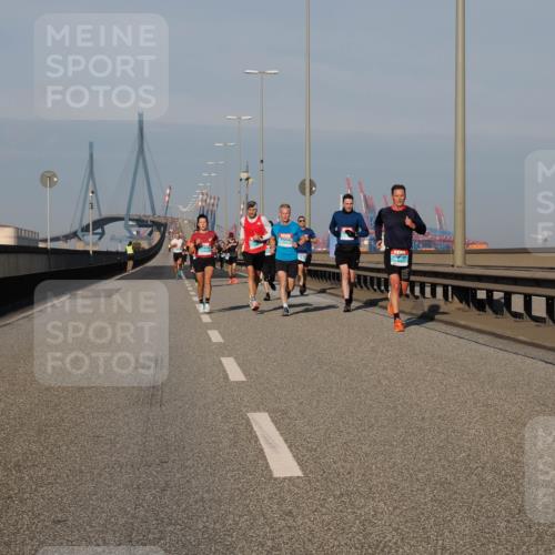 03.10.2025 - Köhlbrandbrückenlauf Fabian Wolf http://msf.ph/oto/9026003 03.10.2025 09:42:15 Position 3  meine-sportfotos.de