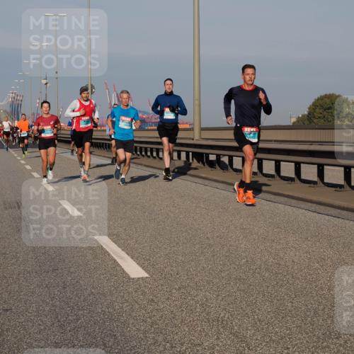 03.10.2025 - Köhlbrandbrückenlauf Fabian Wolf http://msf.ph/oto/9026009 03.10.2025 09:42:17 Position 3  meine-sportfotos.de