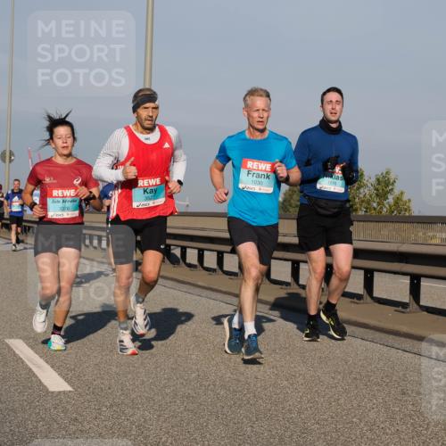03.10.2025 - Köhlbrandbrückenlauf Fabian Wolf http://msf.ph/oto/9026111 03.10.2025 09:42:20 Position 3 3376, 3527, 1030, 1016 meine-sportfotos.de