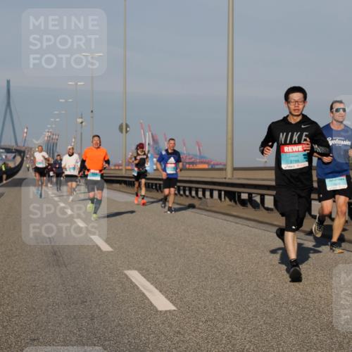 03.10.2025 - Köhlbrandbrückenlauf Fabian Wolf http://msf.ph/oto/9026153 03.10.2025 09:42:22 Position 3 3789, 1040 meine-sportfotos.de