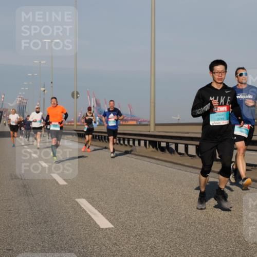 03.10.2025 - Köhlbrandbrückenlauf Fabian Wolf http://msf.ph/oto/9026158 03.10.2025 09:42:22 Position 3 3789, 1040 meine-sportfotos.de
