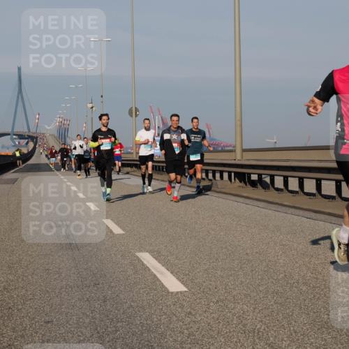 03.10.2025 - Köhlbrandbrückenlauf Fabian Wolf http://msf.ph/oto/9026618 03.10.2025 09:42:43 Position 3  meine-sportfotos.de