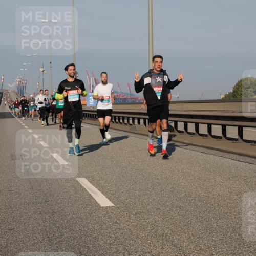03.10.2025 - Köhlbrandbrückenlauf Fabian Wolf http://msf.ph/oto/9026659 03.10.2025 09:42:45 Position 3 1224 meine-sportfotos.de