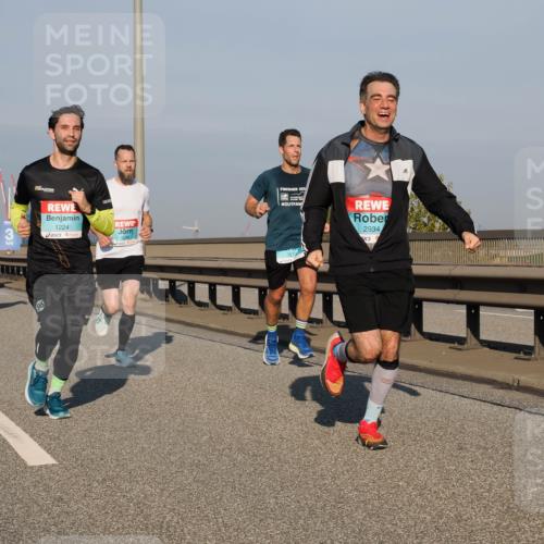 03.10.2025 - Köhlbrandbrückenlauf Fabian Wolf http://msf.ph/oto/9026714 03.10.2025 09:42:46 Position 3 1224, 1036, 202, 2934 meine-sportfotos.de
