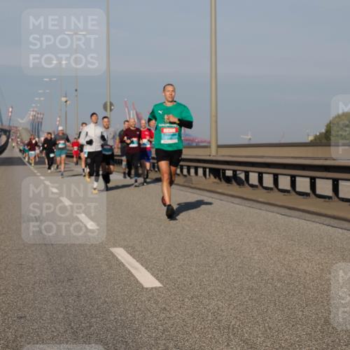 03.10.2025 - Köhlbrandbrückenlauf Fabian Wolf http://msf.ph/oto/9026785 03.10.2025 09:42:49 Position 3  meine-sportfotos.de