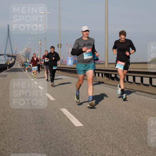 03.10.2025 - Köhlbrandbrückenlauf Fabian Wolf http://msf.ph/oto/9026982 03.10.2025 09:42:56 Position 3 1490, 3531 meine-sportfotos.de