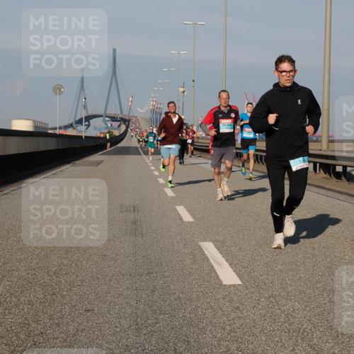 03.10.2025 - Köhlbrandbrückenlauf Fabian Wolf http://msf.ph/oto/9027060 03.10.2025 09:42:59 Position 3  meine-sportfotos.de
