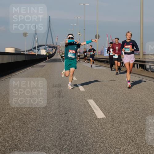 03.10.2025 - Köhlbrandbrückenlauf Fabian Wolf http://msf.ph/oto/9027393 03.10.2025 09:43:10 Position 3 1275 meine-sportfotos.de