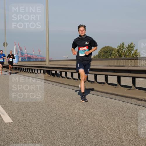 03.10.2025 - Köhlbrandbrückenlauf Fabian Wolf http://msf.ph/oto/9027590 03.10.2025 09:43:16 Position 3 314 meine-sportfotos.de