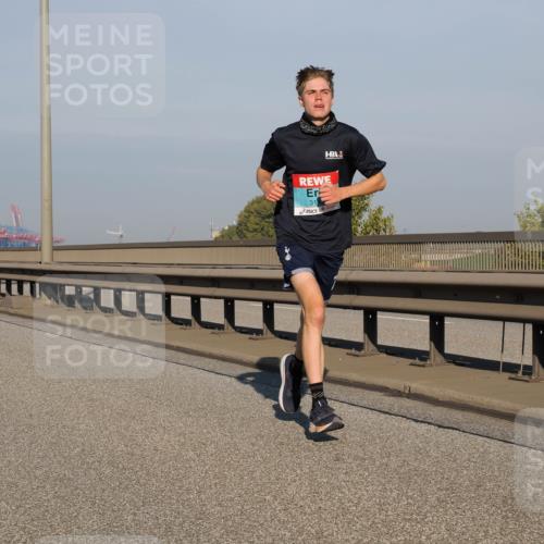 03.10.2025 - Köhlbrandbrückenlauf Fabian Wolf http://msf.ph/oto/9027608 03.10.2025 09:43:17 Position 3 31 meine-sportfotos.de
