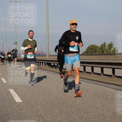 03.10.2025 - Köhlbrandbrückenlauf Fabian Wolf http://msf.ph/oto/9028048 03.10.2025 09:43:33 Position 3 1180, 3414 meine-sportfotos.de