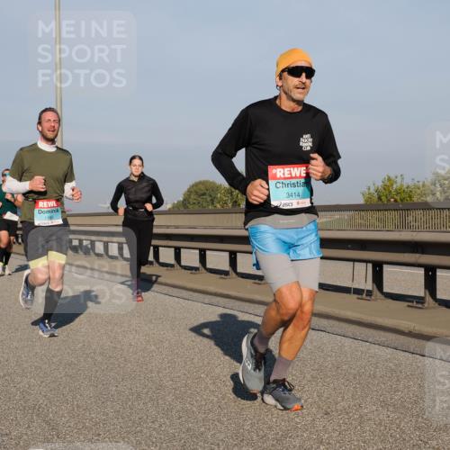 03.10.2025 - Köhlbrandbrückenlauf Fabian Wolf http://msf.ph/oto/9028068 03.10.2025 09:43:34 Position 3 1180, 3414 meine-sportfotos.de