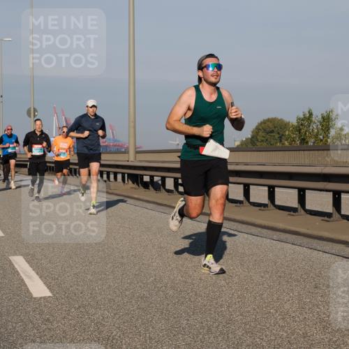 03.10.2025 - Köhlbrandbrückenlauf Fabian Wolf http://msf.ph/oto/9028144 03.10.2025 09:43:36 Position 3  meine-sportfotos.de