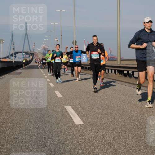 03.10.2025 - Köhlbrandbrückenlauf Fabian Wolf http://msf.ph/oto/9028201 03.10.2025 09:43:39 Position 3 3, 1261 meine-sportfotos.de