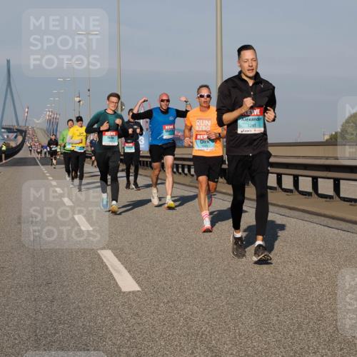 03.10.2025 - Köhlbrandbrückenlauf Fabian Wolf http://msf.ph/oto/9028257 03.10.2025 09:43:40 Position 3 3043, 1261 meine-sportfotos.de