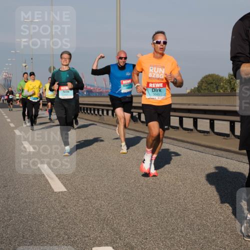 03.10.2025 - Köhlbrandbrückenlauf Fabian Wolf http://msf.ph/oto/9028299 03.10.2025 09:43:41 Position 3 1027, 3043, 1261 meine-sportfotos.de