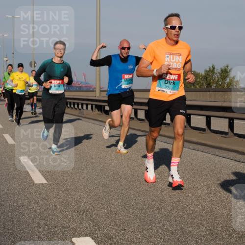 03.10.2025 - Köhlbrandbrückenlauf Fabian Wolf http://msf.ph/oto/9028311 03.10.2025 09:43:42 Position 3 1027, 3043 meine-sportfotos.de