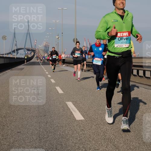 03.10.2025 - Köhlbrandbrückenlauf Fabian Wolf http://msf.ph/oto/9028422 03.10.2025 09:43:46 Position 3 1010 meine-sportfotos.de