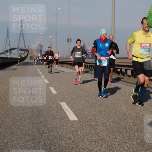 03.10.2025 - Köhlbrandbrückenlauf Fabian Wolf http://msf.ph/oto/9028447 03.10.2025 09:43:47 Position 3 1083 meine-sportfotos.de