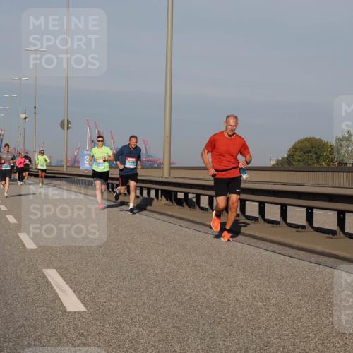 03.10.2025 - Köhlbrandbrückenlauf Fabian Wolf http://msf.ph/oto/9028881 03.10.2025 09:44:02 Position 3  meine-sportfotos.de
