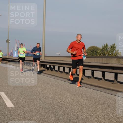 03.10.2025 - Köhlbrandbrückenlauf Fabian Wolf http://msf.ph/oto/9028898 03.10.2025 09:44:02 Position 3 3 meine-sportfotos.de