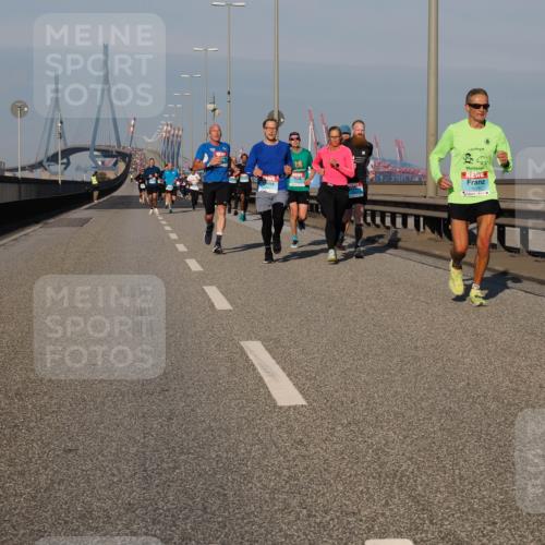 03.10.2025 - Köhlbrandbrückenlauf Fabian Wolf http://msf.ph/oto/9029174 03.10.2025 09:44:12 Position 3 1079 meine-sportfotos.de