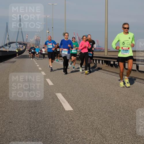 03.10.2025 - Köhlbrandbrückenlauf Fabian Wolf http://msf.ph/oto/9029188 03.10.2025 09:44:12 Position 3 2801, 1079 meine-sportfotos.de