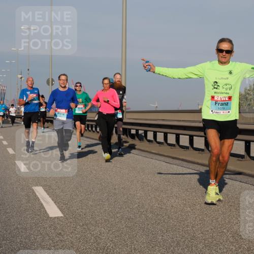 03.10.2025 - Köhlbrandbrückenlauf Fabian Wolf http://msf.ph/oto/9029224 03.10.2025 09:44:13 Position 3 1079 meine-sportfotos.de