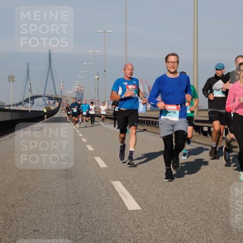 03.10.2025 - Köhlbrandbrückenlauf Fabian Wolf http://msf.ph/oto/9029261 03.10.2025 09:44:15 Position 3 2801 meine-sportfotos.de