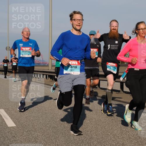 03.10.2025 - Köhlbrandbrückenlauf Fabian Wolf http://msf.ph/oto/9029294 03.10.2025 09:44:16 Position 3 3079, 2801, 3315, 000000020 meine-sportfotos.de