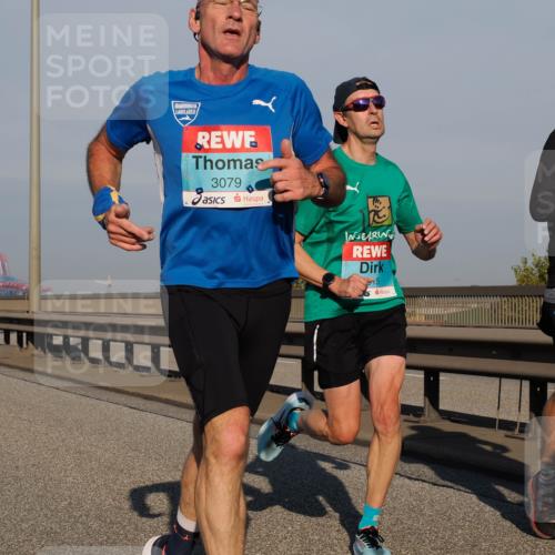 03.10.2025 - Köhlbrandbrückenlauf Fabian Wolf http://msf.ph/oto/9029333 03.10.2025 09:44:17 Position 3 3, 3079, 15 meine-sportfotos.de