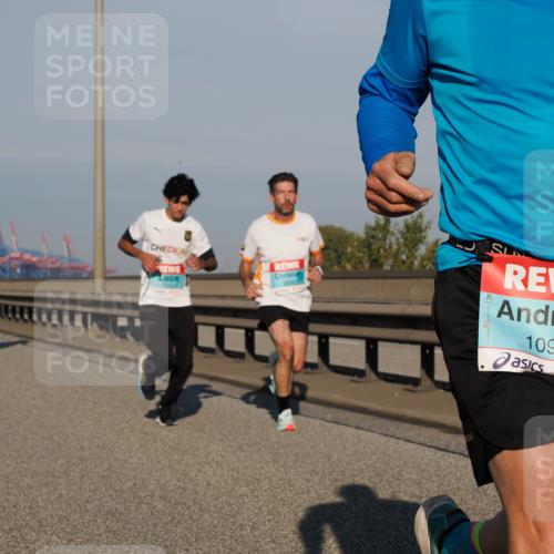 03.10.2025 - Köhlbrandbrückenlauf Fabian Wolf http://msf.ph/oto/9029606 03.10.2025 09:44:28 Position 3 1094 meine-sportfotos.de