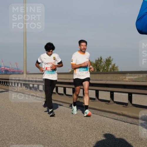 03.10.2025 - Köhlbrandbrückenlauf Fabian Wolf http://msf.ph/oto/9029611 03.10.2025 09:44:28 Position 3 1112 meine-sportfotos.de