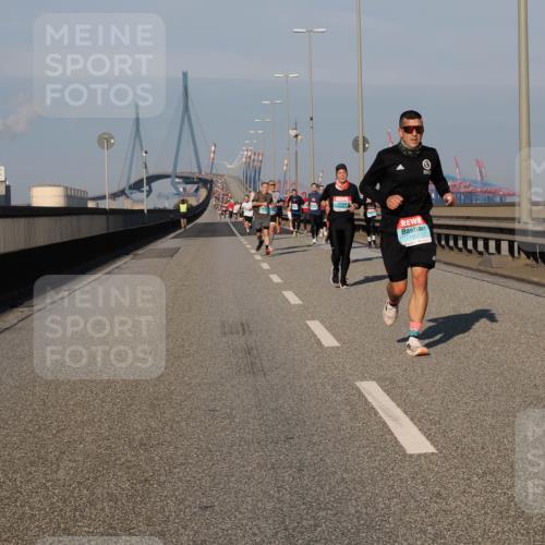 03.10.2025 - Köhlbrandbrückenlauf Fabian Wolf http://msf.ph/oto/9029748 03.10.2025 09:44:33 Position 3 1167 meine-sportfotos.de